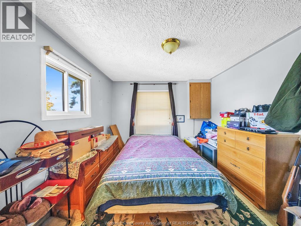 1598 Gore, Harrow, Ontario  N0R 1G0 - Photo 30 - 26020017