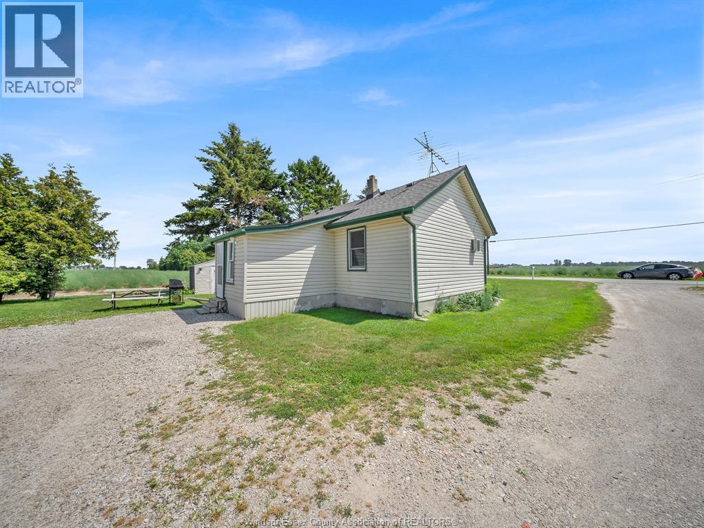 1598 Gore, Harrow, Ontario  N0R 1G0 - Photo 20 - 26020017
