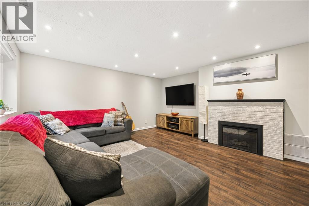 16 Downey Street, Kitchener, Ontario  N2H 6K6 - Photo 27 - 40872050