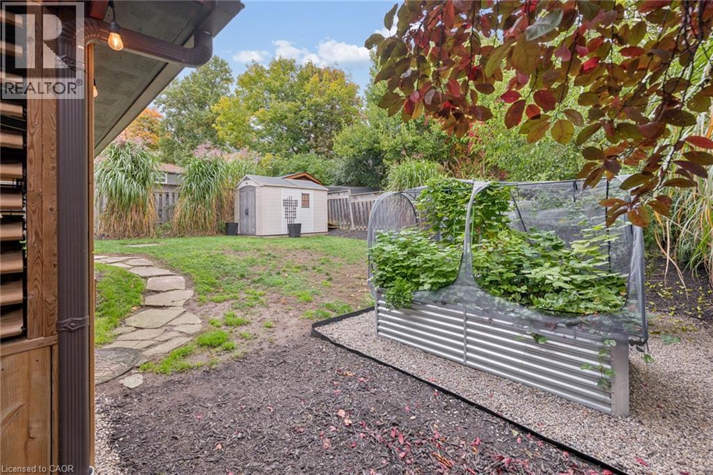 16 Downey Street, Kitchener, Ontario  N2H 6K6 - Photo 34 - 40872050