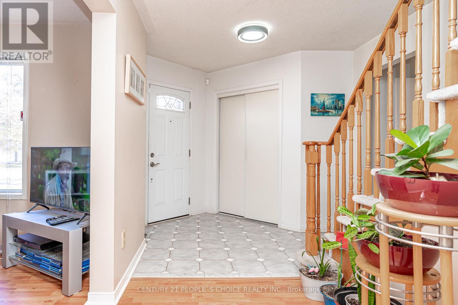 31 Vivians Crescent, Brampton, Ontario  L6Y 4V1 - Photo 6 - W14132834