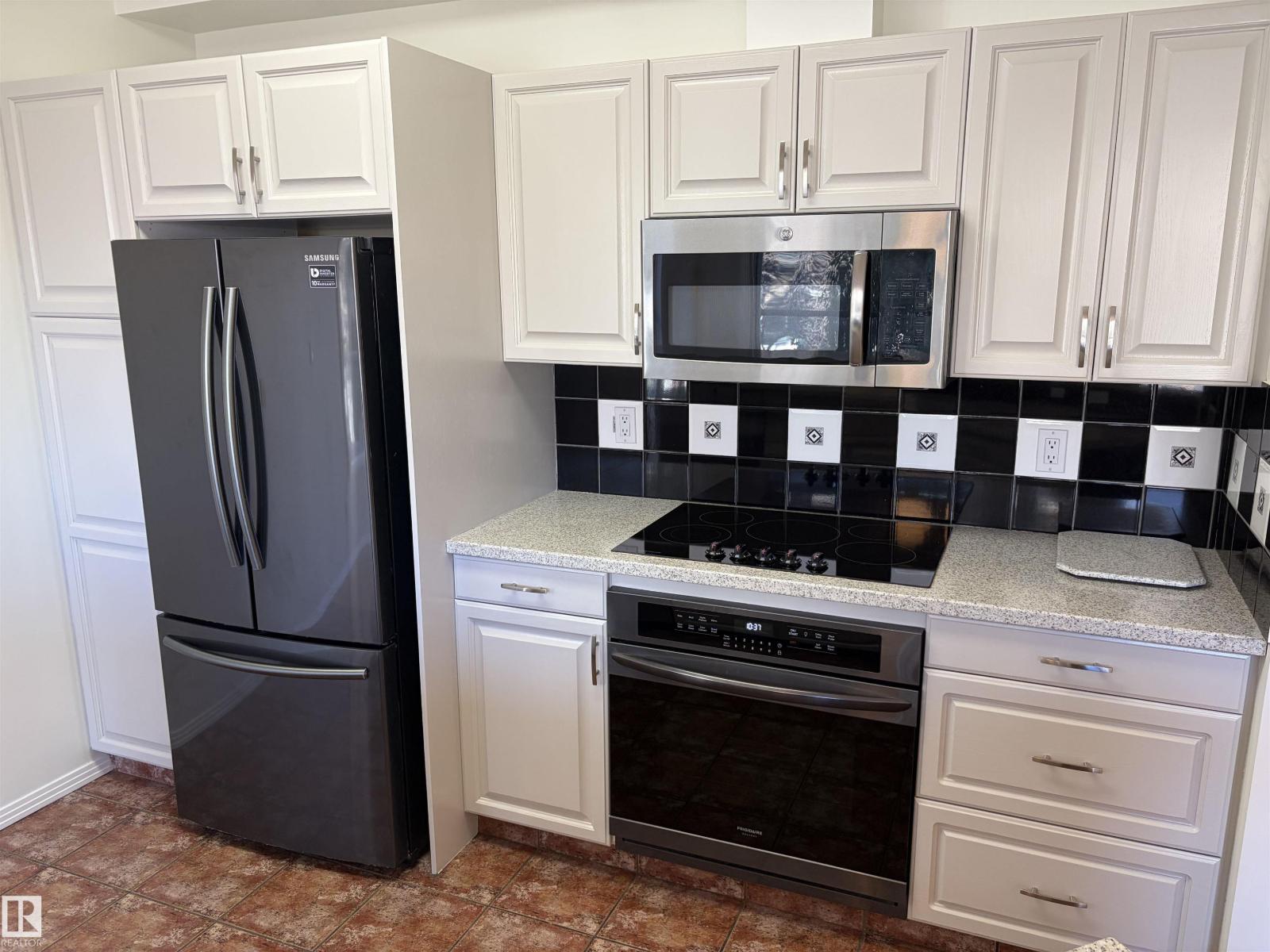 #434 10023 110 St NW, Edmonton, Alberta  T5K 1J5 - Photo 3 - E4514839
