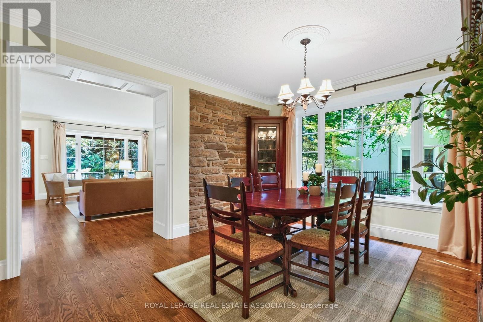 157 Indian Valley Trail, Mississauga, Ontario  L5G 2K5 - Photo 11 - W14127652