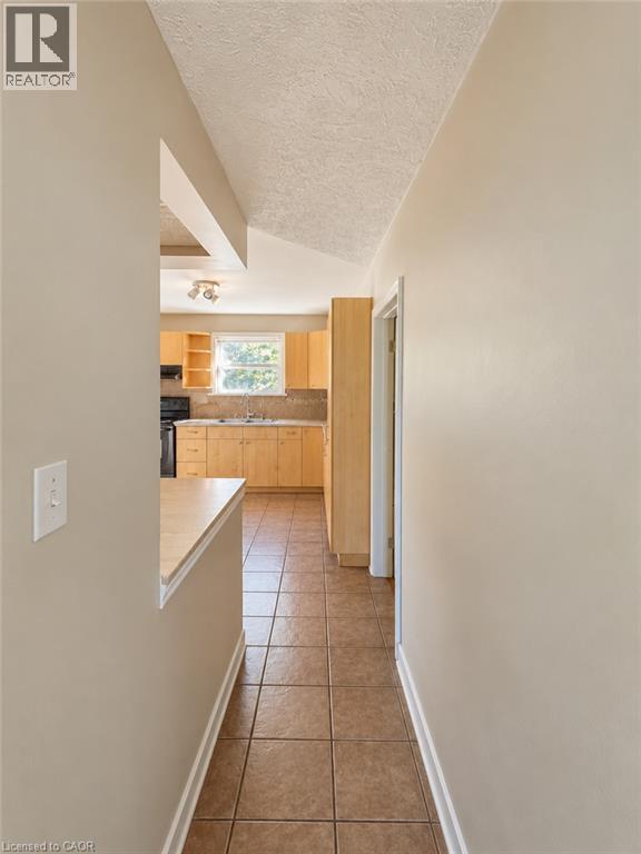 51 Talbot Street, Kitchener, Ontario  N2M 2A8 - Photo 5 - 40868688