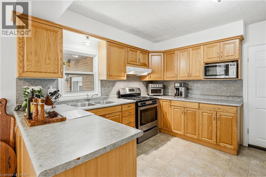 985 East West Line, Niagara-On-The-Lake, Ontario  L0S 1J0 - Photo 13 - 40873162