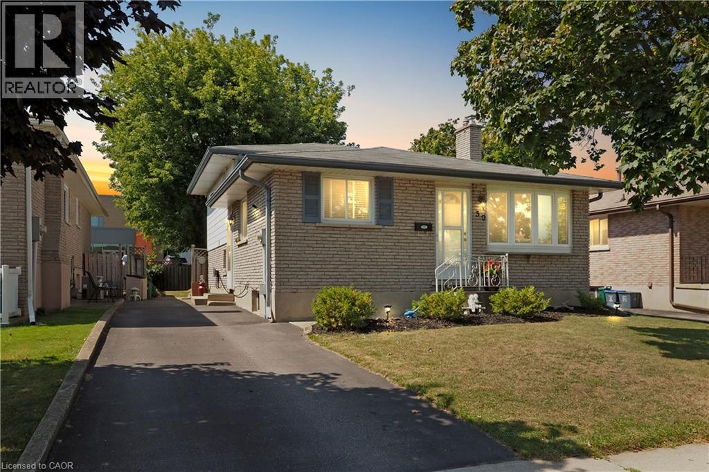 59 Bakersfield Drive, Cambridge, Ontario  N1R 6X8 - Photo 2 - 40874612