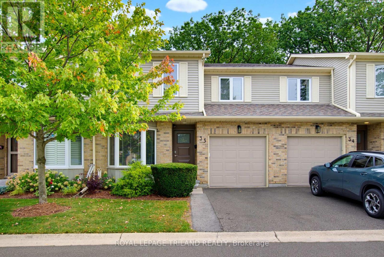 35 - 10 Rossmore Court, London South, Ontario  N6C 6A3 - Photo 2 - X14133342