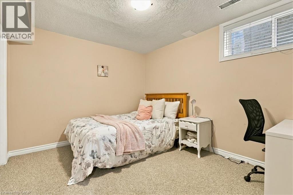 382 Mountain Laurel Crescent, Kitchener, Ontario  N2E 4B4 - Photo 37 - 40875154