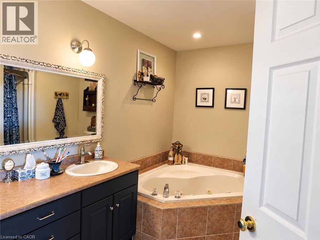 1126 Line 8 Road, Niagara-On-The-Lake, Ontario  L0S 1J0 - Photo 45 - 40875254