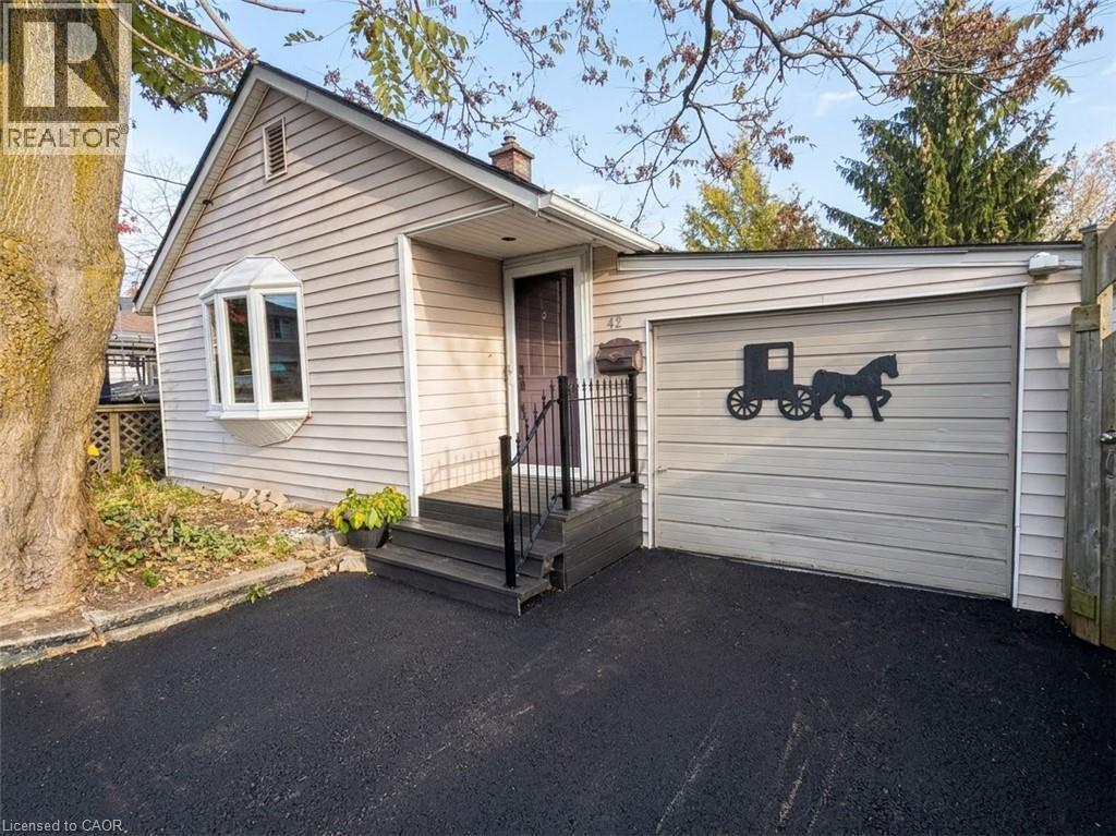 42 EMERY Street W, London, Ontario