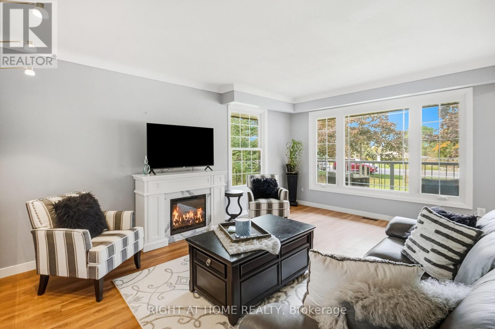 985 East West Line, Niagara-On-The-Lake, Ontario  L0S 1J0 - Photo 8 - X14133352