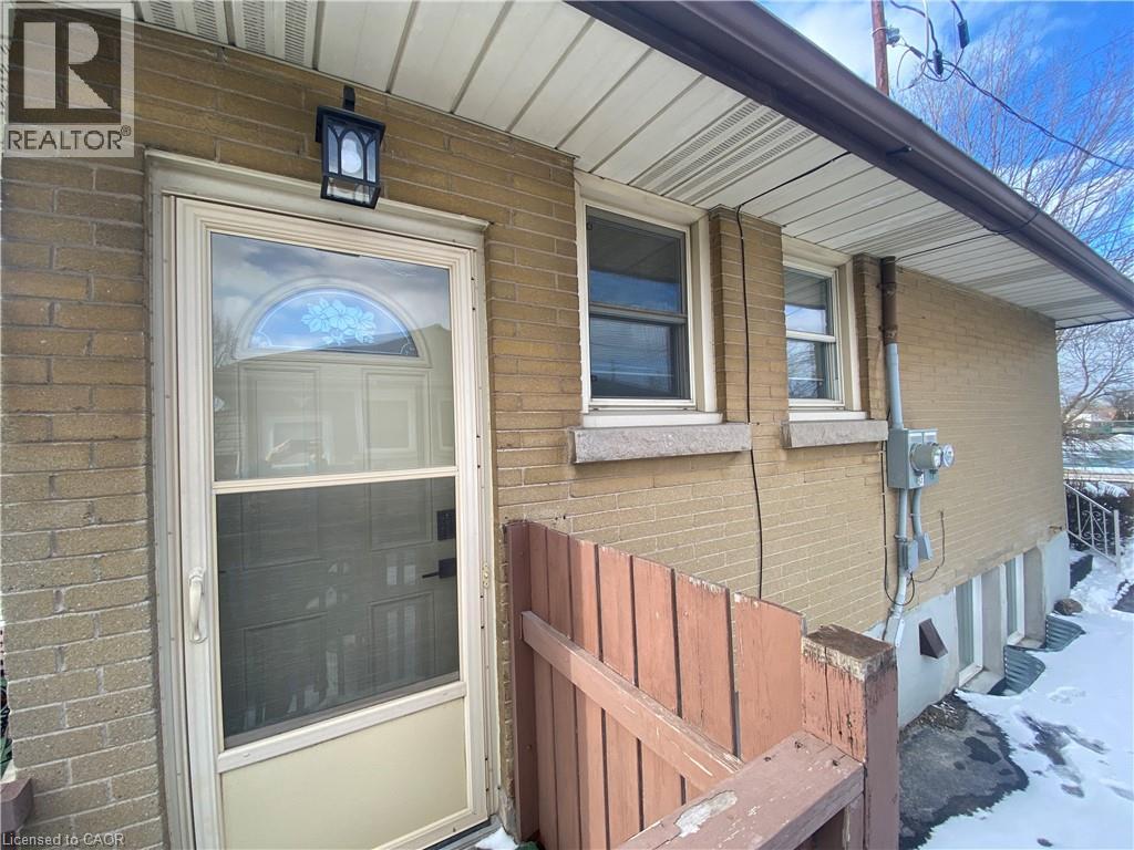 24 Sandalwood Avenue Unit# Lower, Hamilton, Ontario  L8T 2E3 - Photo 2 - 40875248