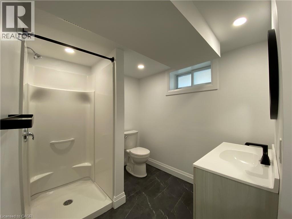 24 Sandalwood Avenue Unit# Lower, Hamilton, Ontario  L8T 2E3 - Photo 14 - 40875248