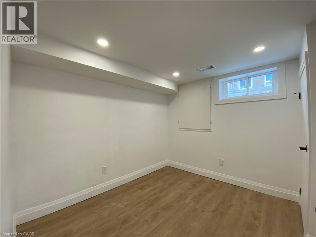 24 Sandalwood Avenue Unit# Lower, Hamilton, Ontario  L8T 2E3 - Photo 9 - 40875248