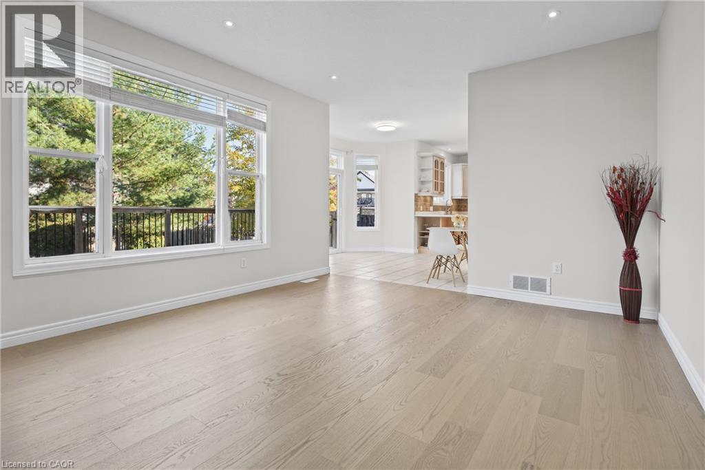 602 St Anton Street, Waterloo, Ontario  N2V 2M8 - Photo 21 - 40874282