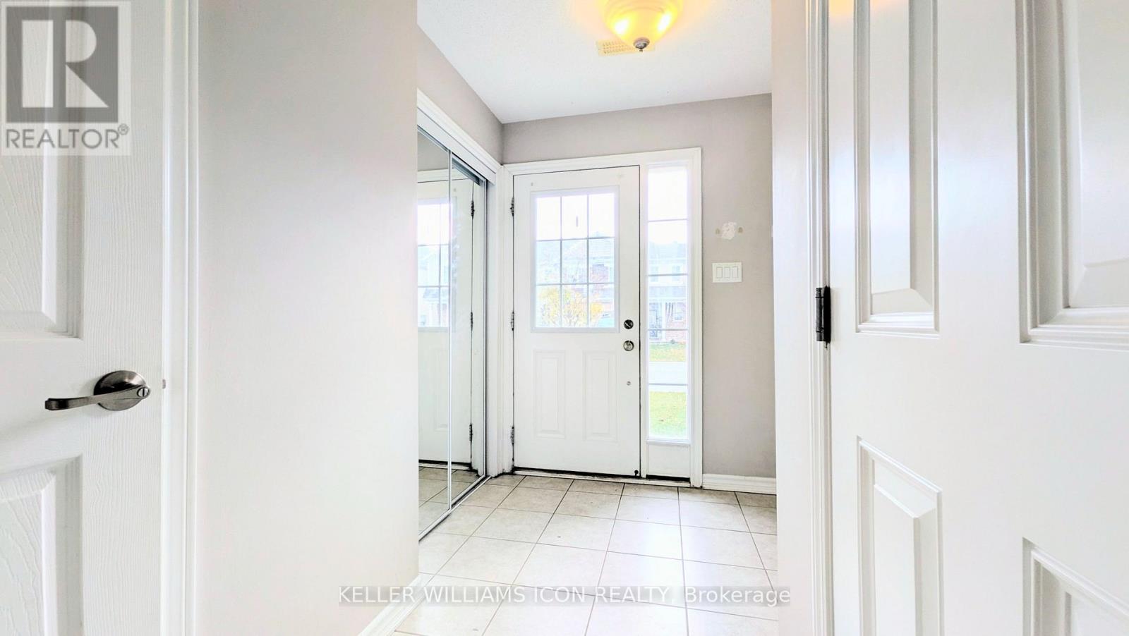 83 Buffalograss Crescent, Ottawa, Ontario  K2C 6H5 - Photo 2 - X14134602